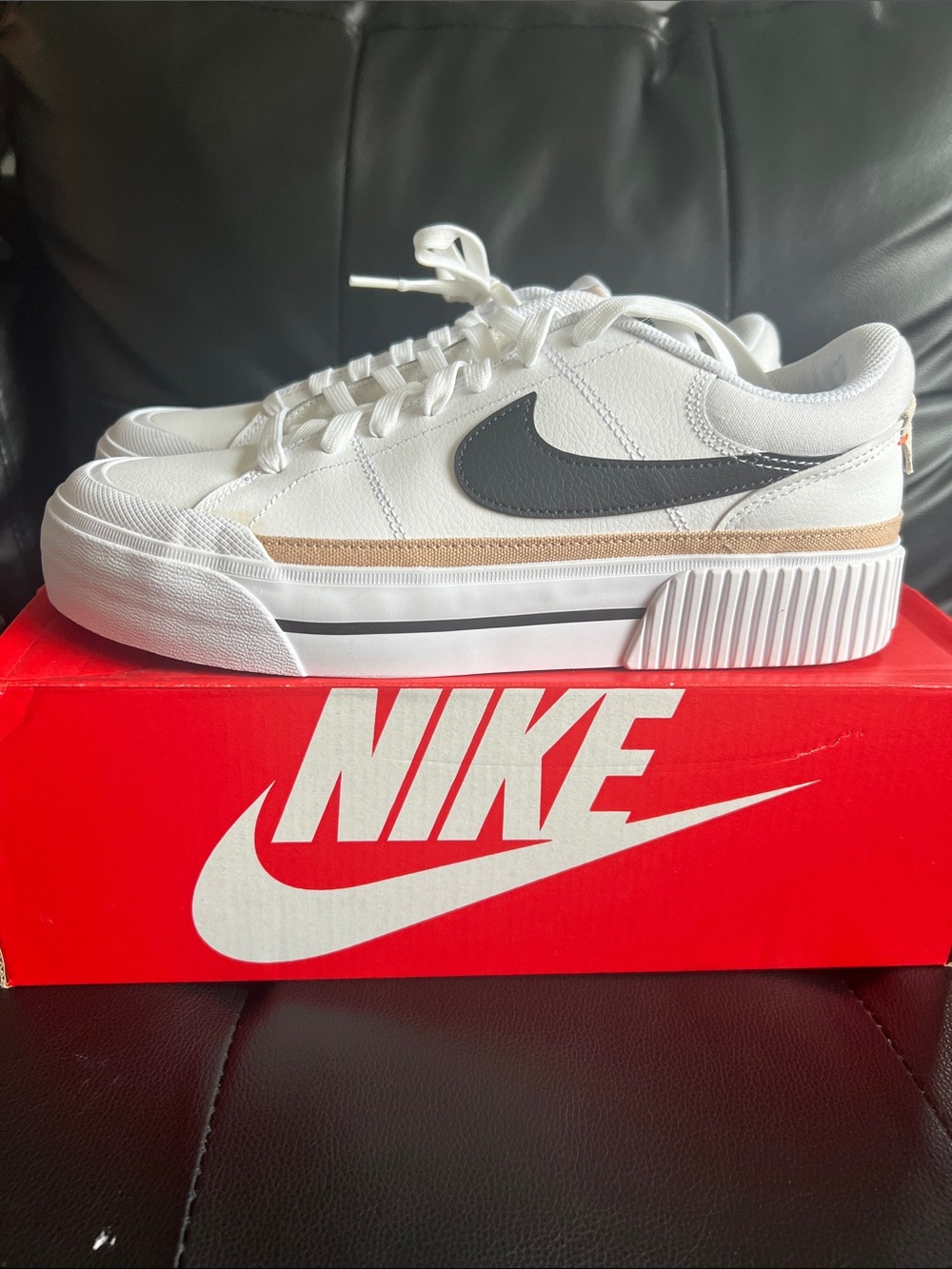 Nike Court Legacy Lift sneakers